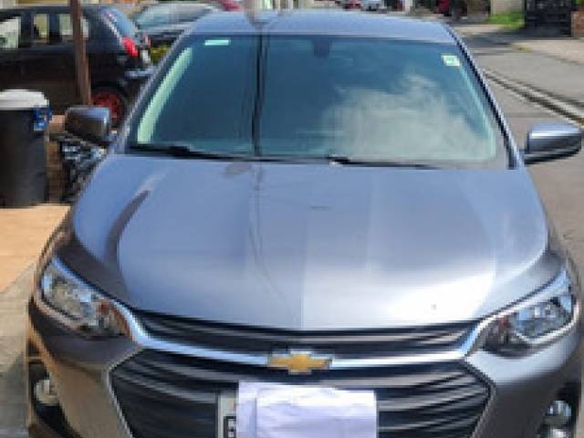 Chevrolet Onix Ltz usado gris dirección eléctrica Guayaquil